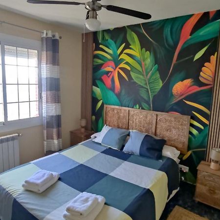 Bianca Seaview & Beach Apartment Montgat Extérieur photo