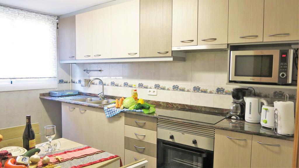 Bianca Seaview & Beach Apartment Montgat Extérieur photo