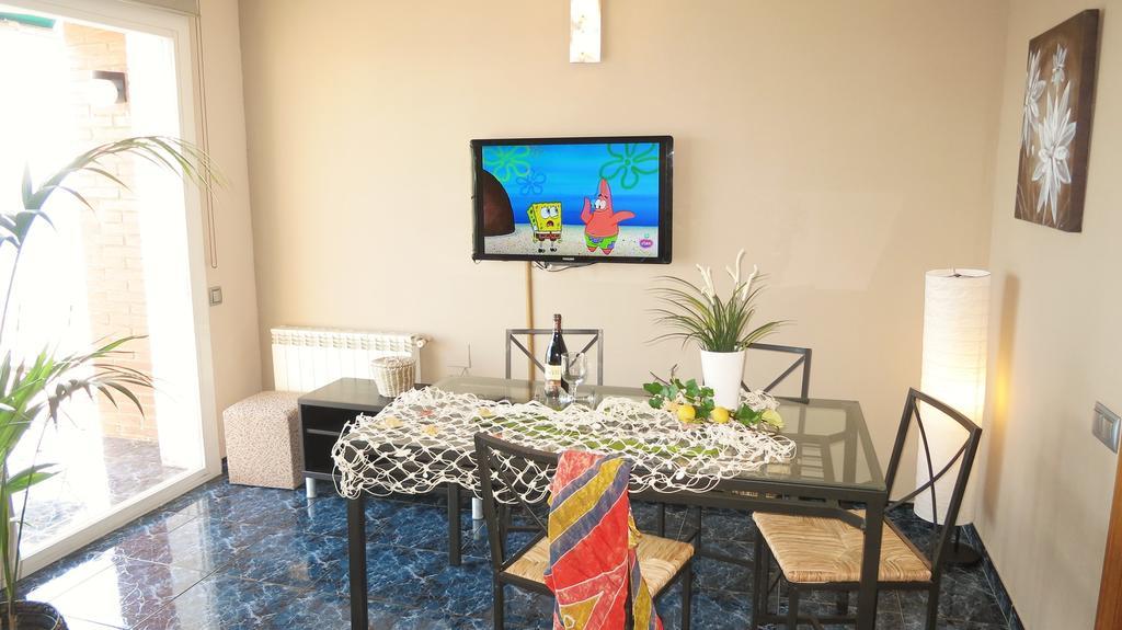Bianca Seaview & Beach Apartment Montgat Extérieur photo