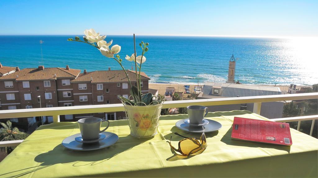 Bianca Seaview & Beach Apartment Montgat Extérieur photo