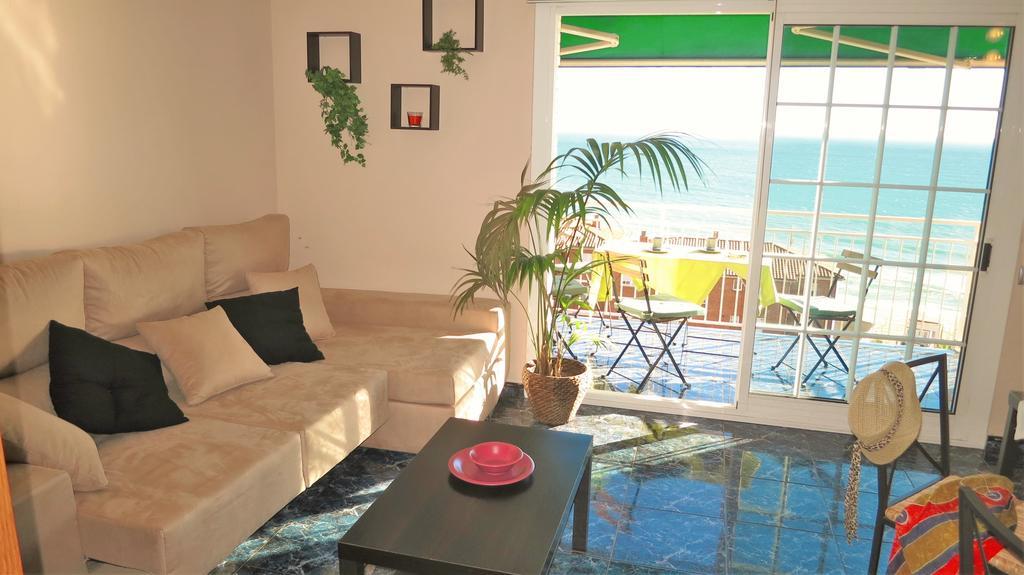 Bianca Seaview & Beach Apartment Montgat Extérieur photo