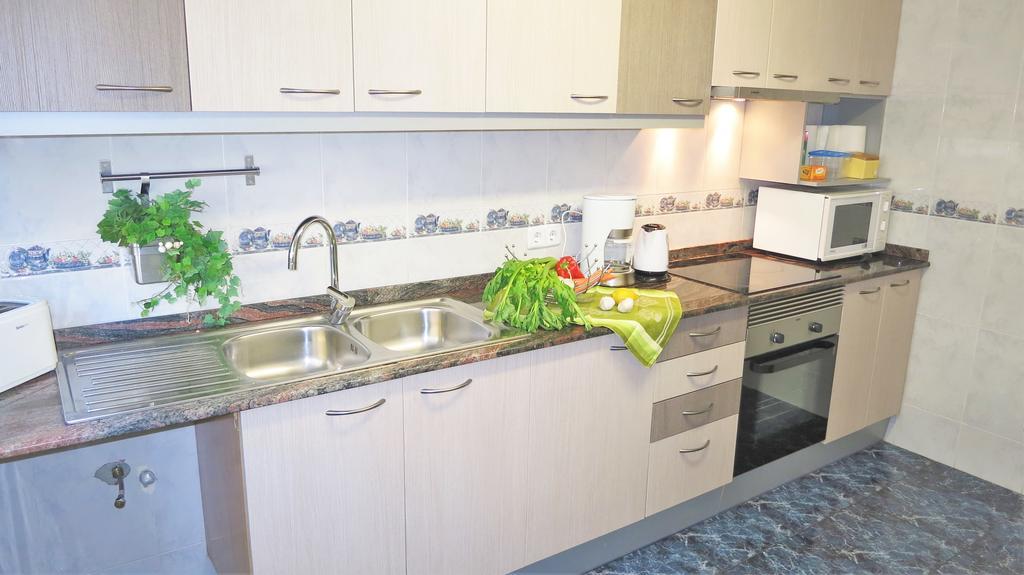 Bianca Seaview & Beach Apartment Montgat Extérieur photo