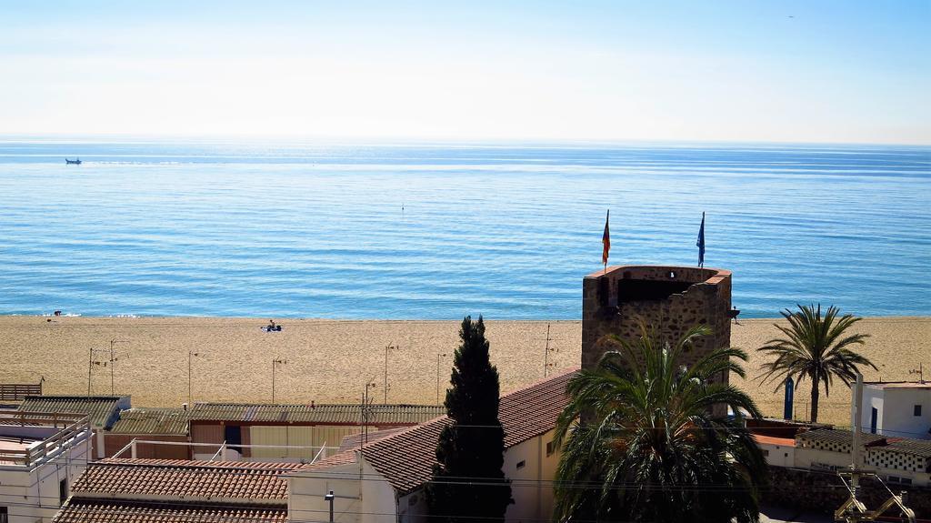 Bianca Seaview & Beach Apartment Montgat Extérieur photo